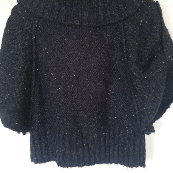 Button Up Sweater / Cardigan / Jacket - Picture 3 of 4